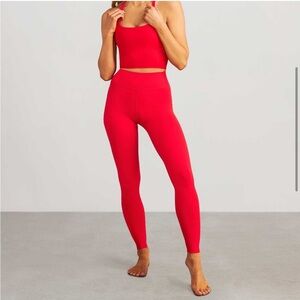 STORI Perseverance Tight in Heat